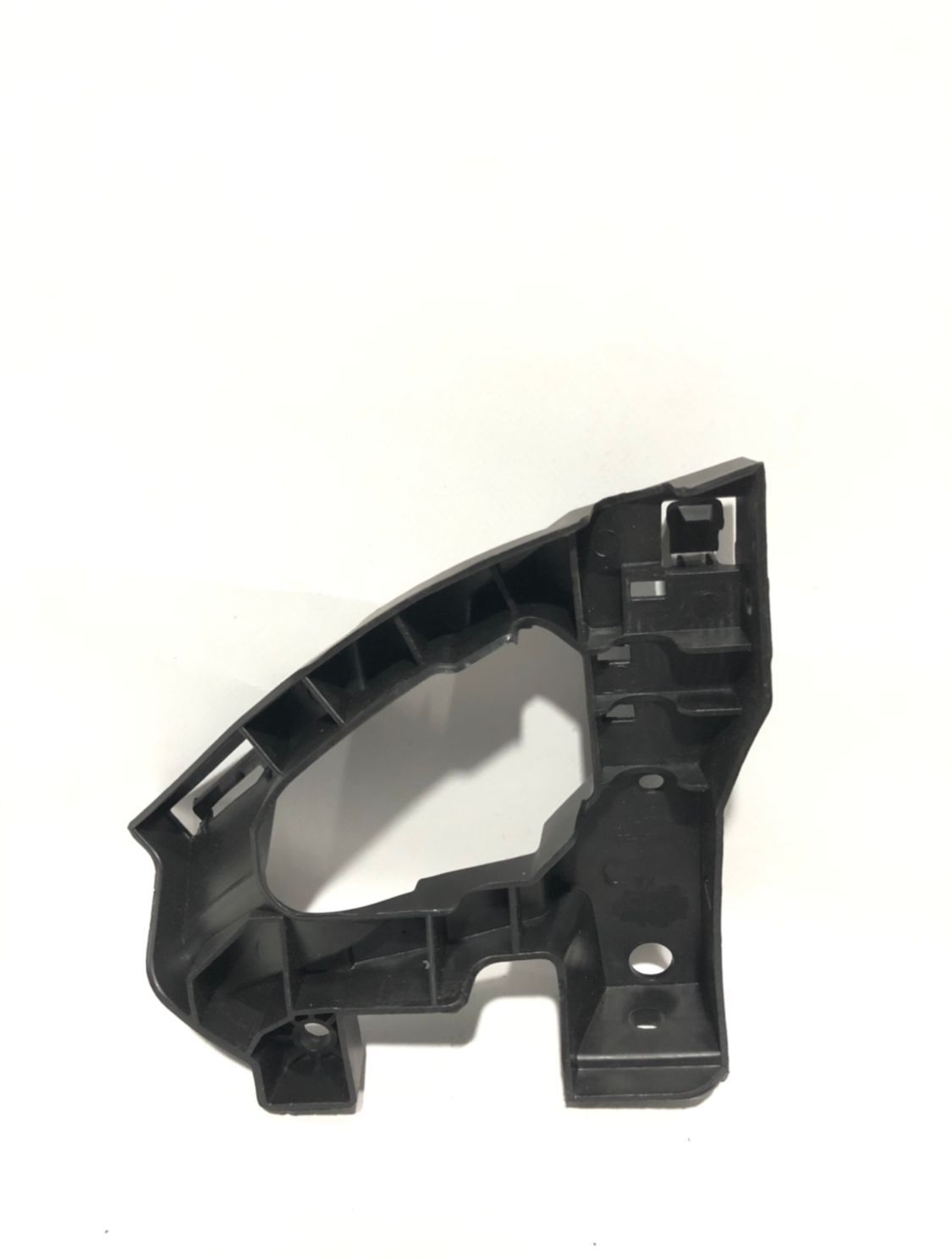 71140T7A000 Крепление фары правое HONDA HR-V (2016-18), (71140-T7A-000), (Новая запчасть. Неоригинал высокого качества)