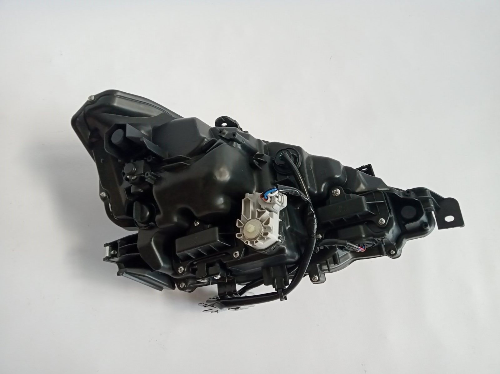 8118553751 Фара передня ліва LED LEXUS IS (2014-17), (81185-53751),