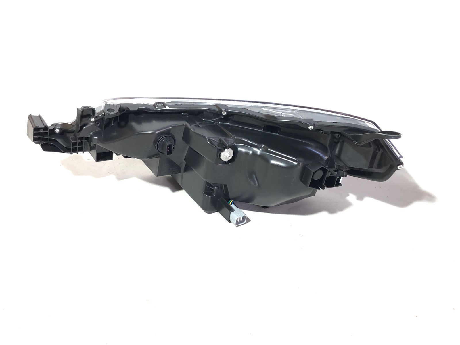8111002M70 Фара права LE TOYOTA CОROLLA (2017-19), (81110-02M70),