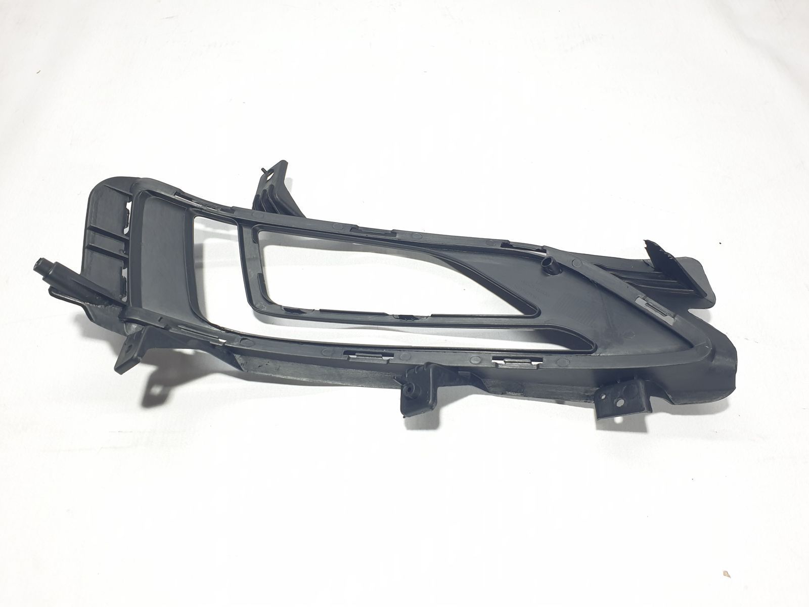 86525D3530 Накладка противотуманки левая HYUNDAI TUCSON (2019-20), (86525-D3530), (Новая запчасть. Неоригинал высокого качества)