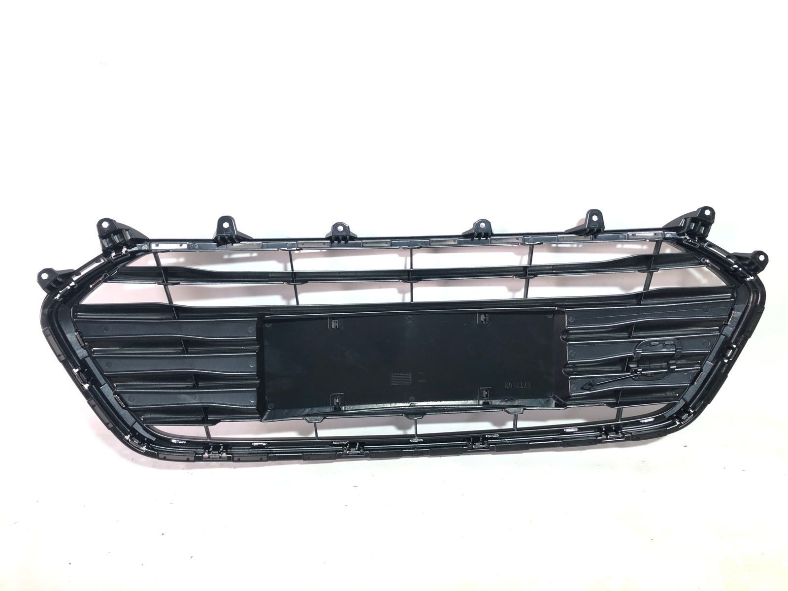 42537706 Решітка переднього бампера CHEVROLET TRAX (2017-21), (42537706),