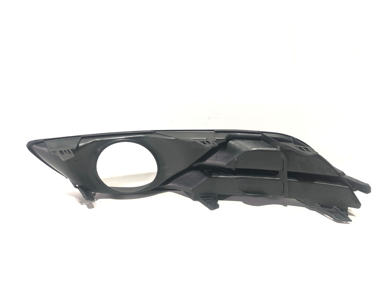 622563SH0B Накладка противотуманок правая NISSAN SENTRA (2013-15), (62256-3SH0B), (Новая запчасть. Неоригинал высокого качества)