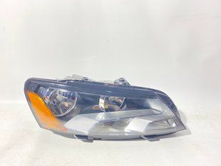 561941006D Фара правая VOLKSWAGEN PASSAT (2012-15), (561-941-006-D), (Новая запчасть. Неоригинал высокого качества)