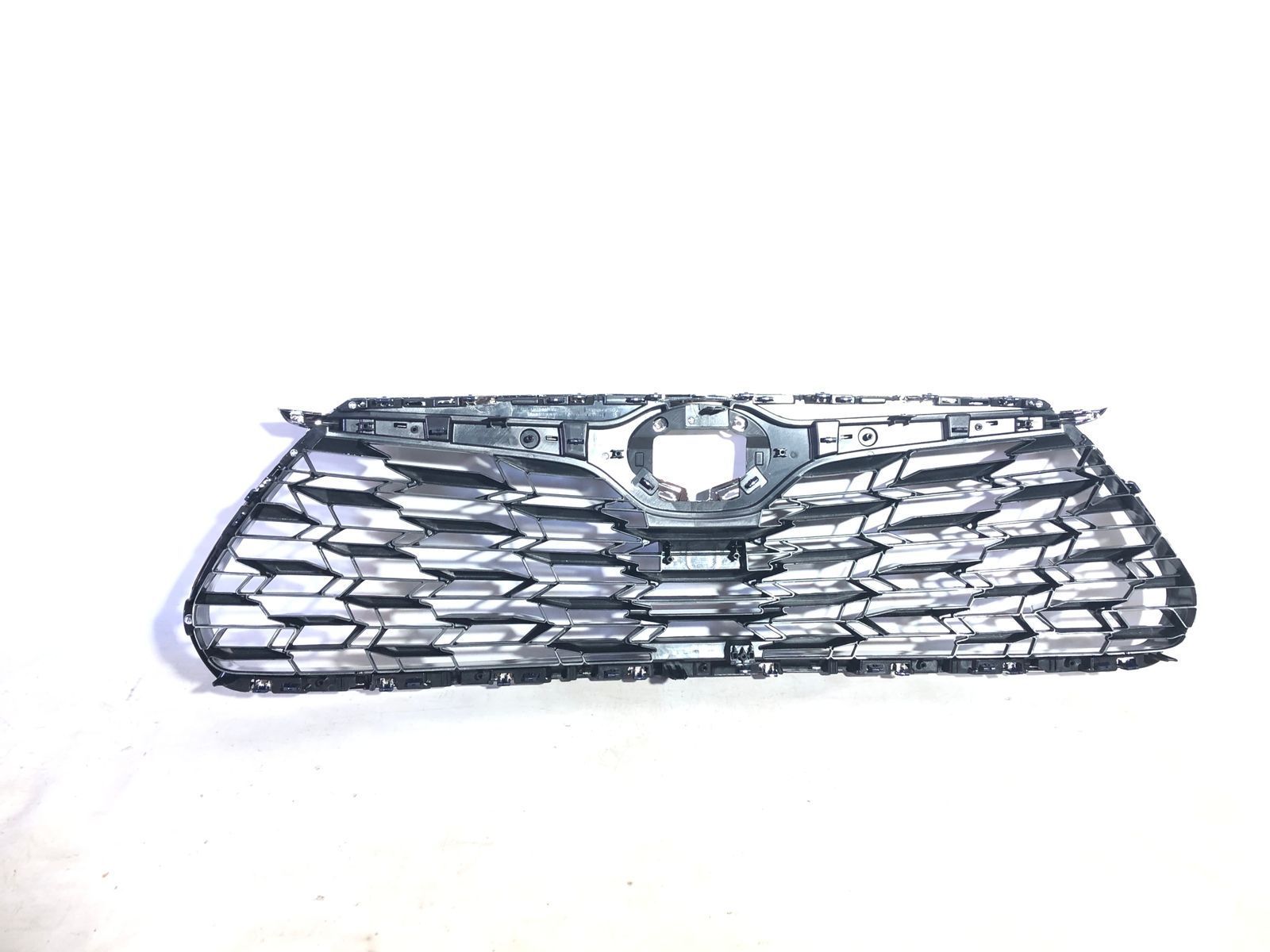 531010E370 Решітка радіатора ХРОМ без камери TOYOTA HIGHLANDER (2020), (53101-0E370),