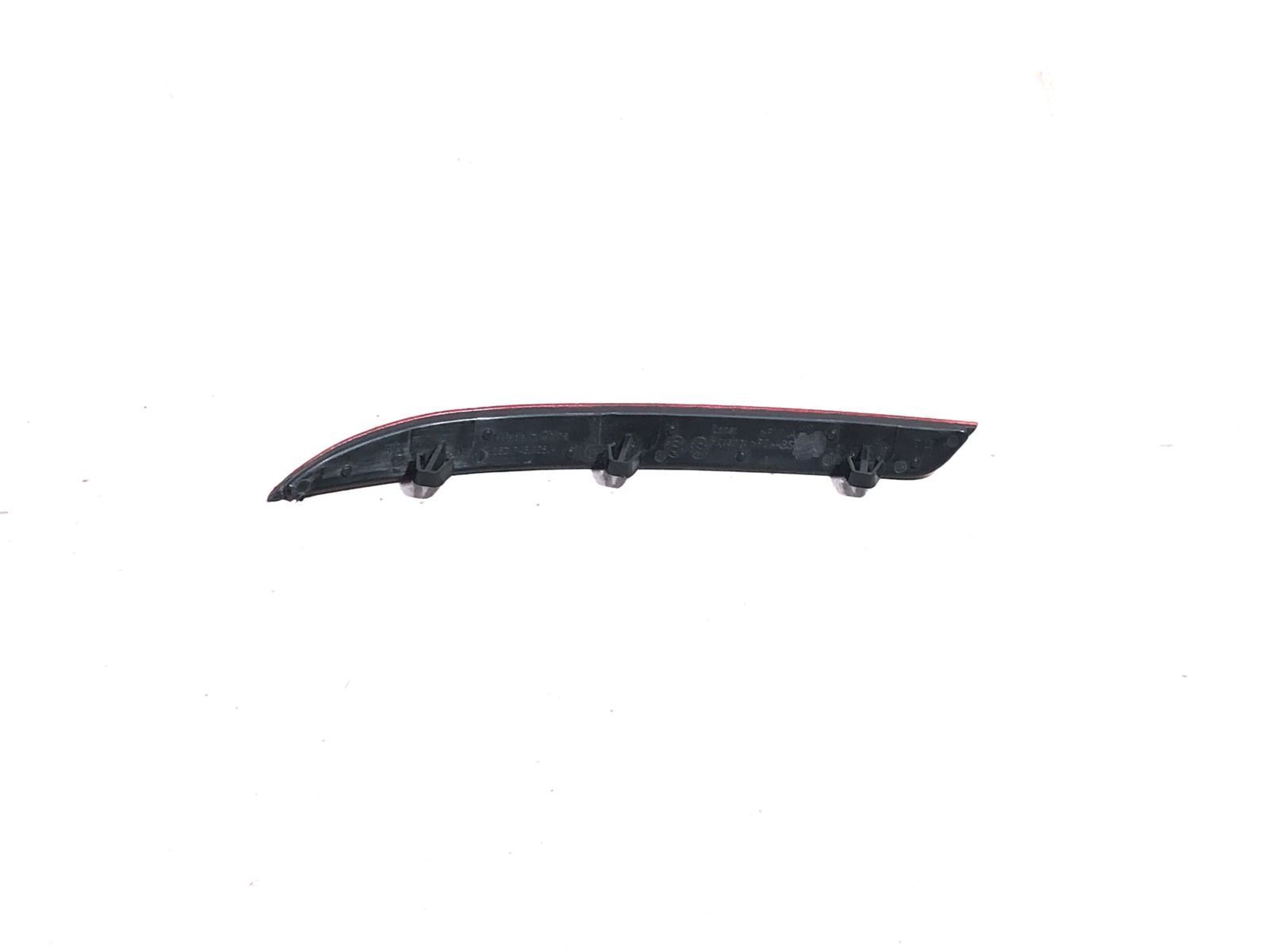 3C8945106D Катафот заднего бампера правый VOLKSWAGEN СС (2013-17), (3C8-945-106-D), (Новая запчасть. Неоригинал высокого качества)