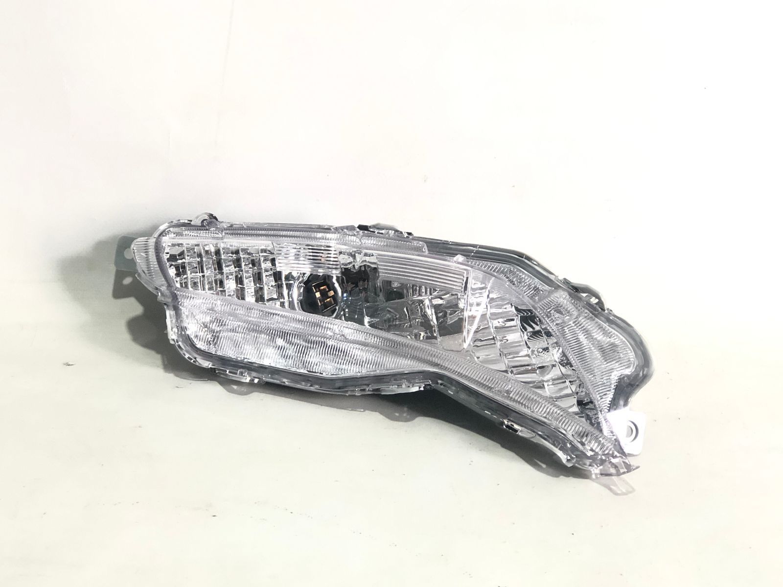 8152006050 Противотуманая фара левая USA TOYOTA CAMRY 55 (2015-17), (81520-06050), (Новая запчасть. Неоригинал высокого качества)