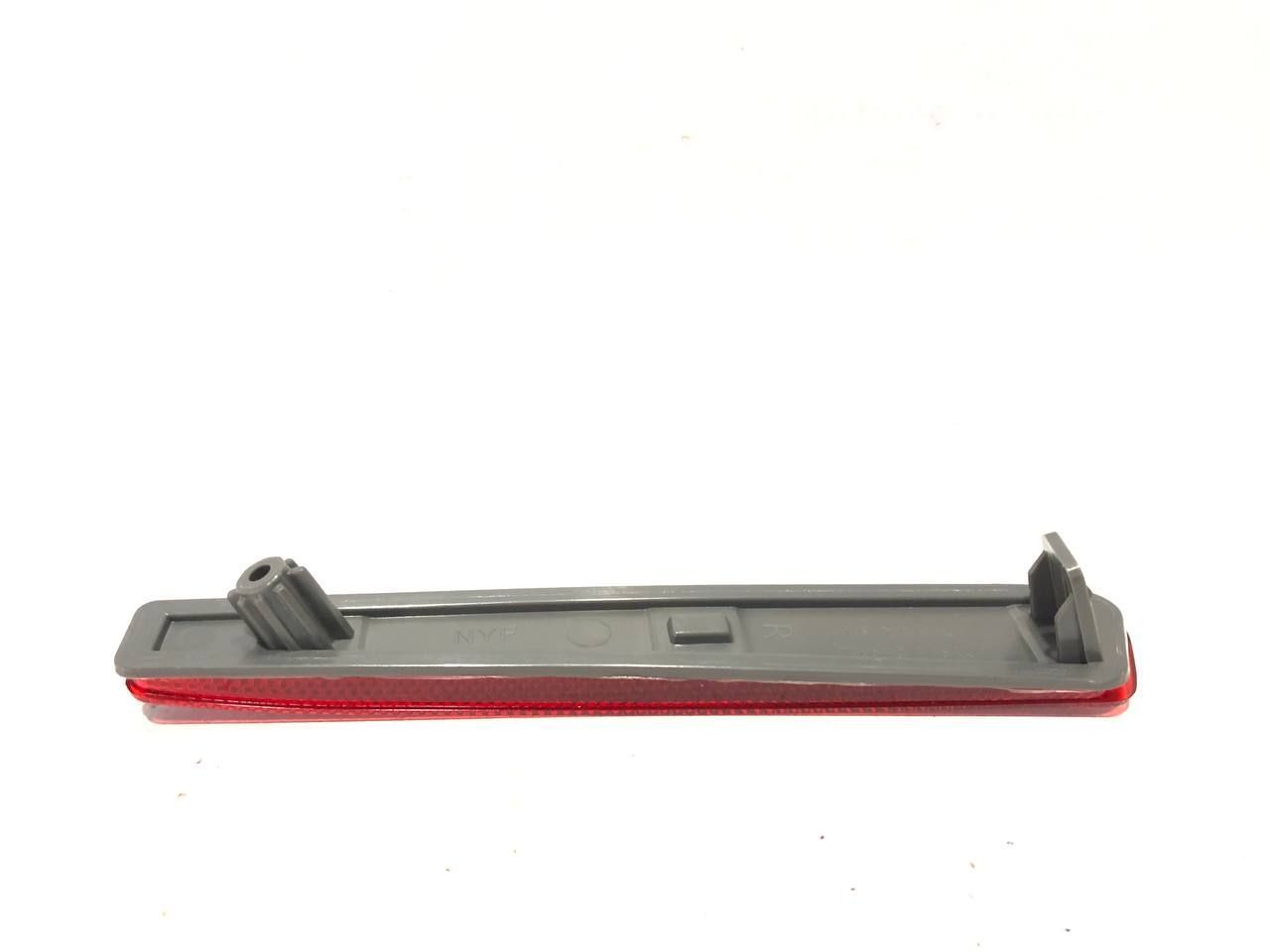 8192002140 Катафот заднего бампера левый TOYOTA CОROLLA (2020), (81920-02140), (Новая запчасть. Неоригинал высокого качества)