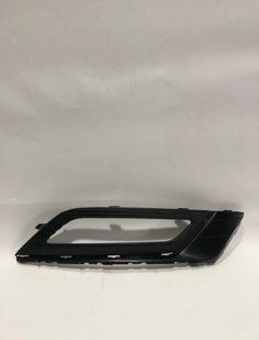 HS7Z17B814BA Накладка противотуманки матовая правая FORD FUSION (2017-18), (HS7Z17B814BA), (Новая запчасть. Неоригинал высокого качества)
