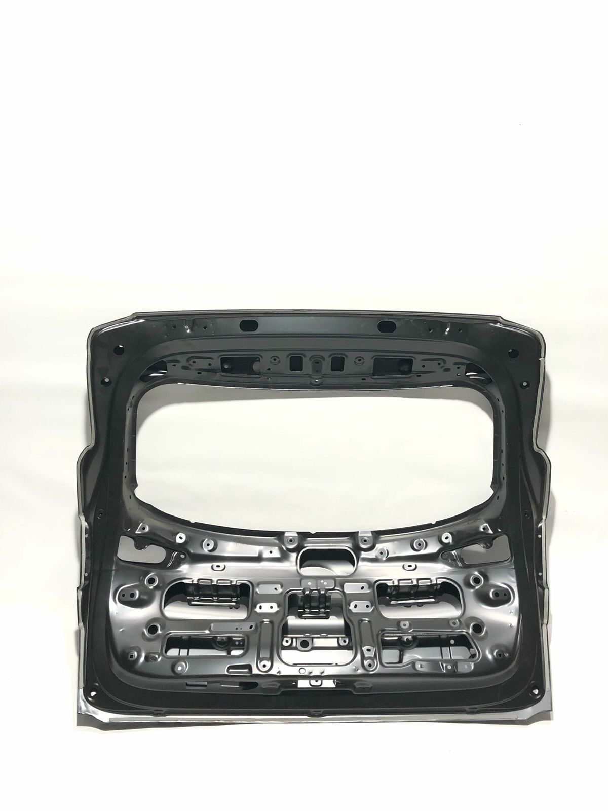 73700D3040 Кришка багажника (Ляда) HYUNDAI TUCSON (2016-18), (73700-D3040),