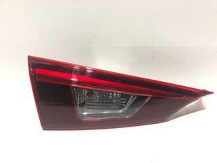 B53W513G0A Фонарь внутренний LED левый MAZDA 3 (2017-18), (B53W-51-3G0A), (Новая запчасть. Неоригинал высокого качества)