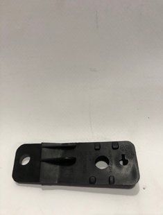 HS7Z17C913A Крепление переднего бампера 2 правое FORD FUSION (2017-20), (HS7Z17C913A), (Новая запчасть. Неоригинал высокого качества)