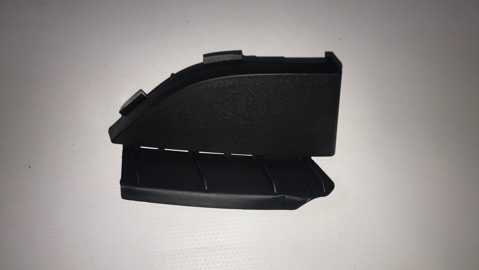 JN1Z8419BA Заглушка решетки бампера правая FORD ECOSPORT (2018-20), (JN1Z-8419-BA), (Новая запчасть. Неоригинал высокого качества)
