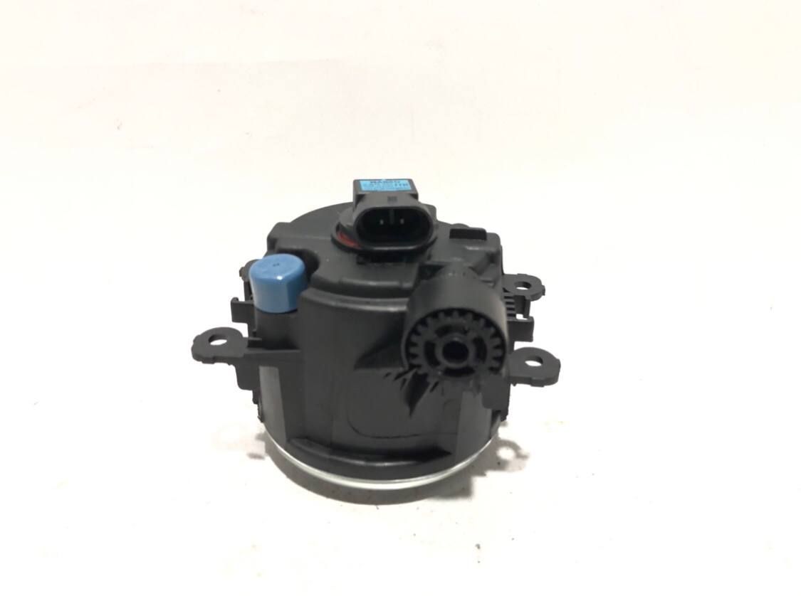68353533AA Противотуманка правая JEEP COMPASS (2017-21), (68353533AA), (Новая запчасть. Неоригинал высокого качества)