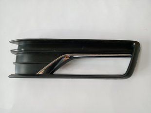 Накладка протитуманної фари права VOLKSWAGEN PASSAT (2016-18), (),