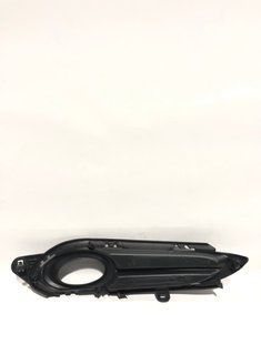 71105T7JH00 Накладка протитуманки права HONDA HR-V (2016-18), (71105-T7J-H00),