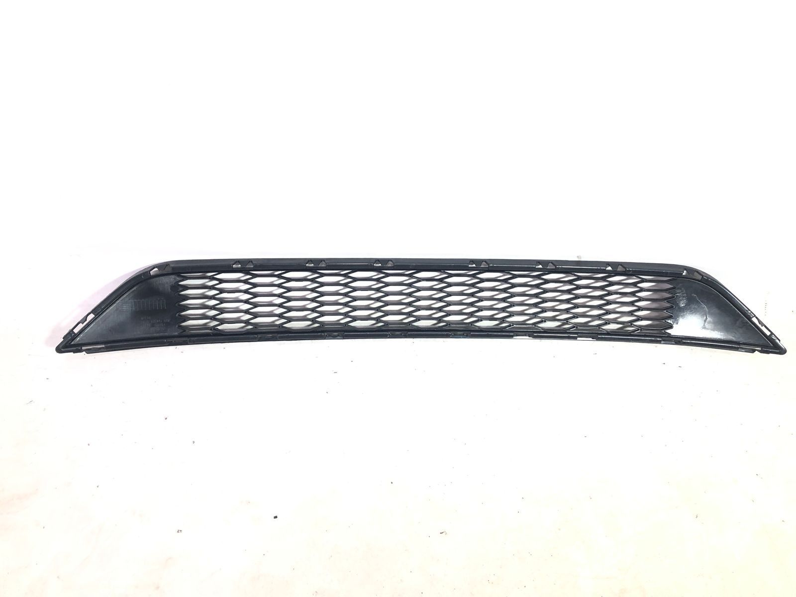 FT4Z17K945EA Решетка бампера комплектация спорт FORD EDGE (2015-18), (FT4Z-17K945-EA), (Новая запчасть. Неоригинал высокого качества)
